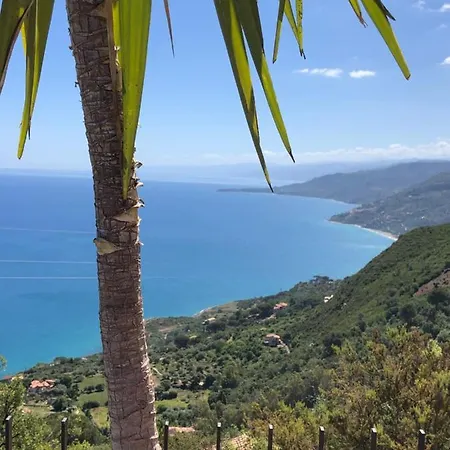 Roomantic & Piscina Idromassaggio Bed & Breakfast Cefalu