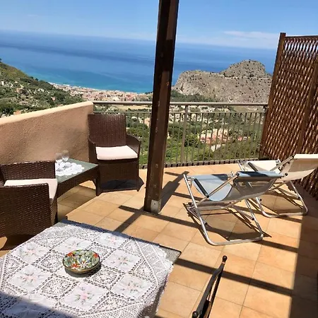 Bed & Breakfast Roomantic & Piscina Idromassaggio Cefalu