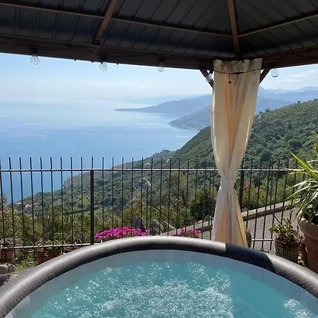 Roomantic & Piscina Idromassaggio