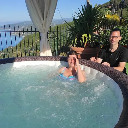 Roomantic & Piscina Idromassaggio * Cefalu