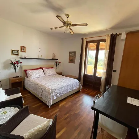 Roomantic & Piscina Idromassaggio Bed & Breakfast *