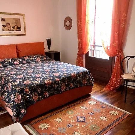 Roomantic & Piscina Idromassaggio Отель типа 