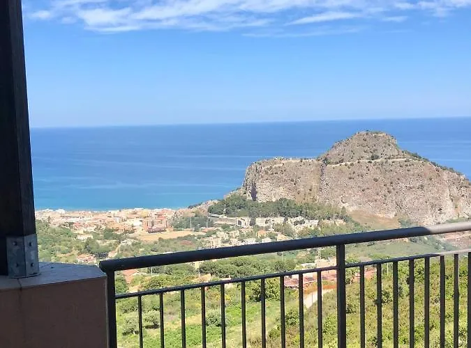 לינה וארוחת בוקר Roomantic & Piscina Idromassaggio