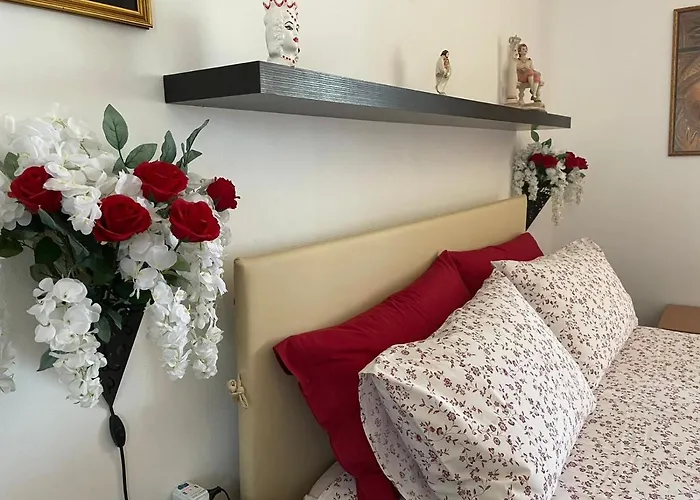 Roomantic & Piscina Idromassaggio 4* צ'פאלו